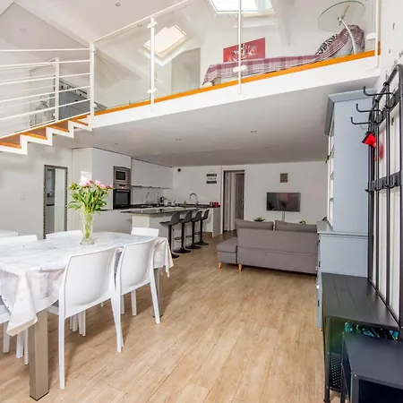Holiday home Modern House In The Center Of Sur