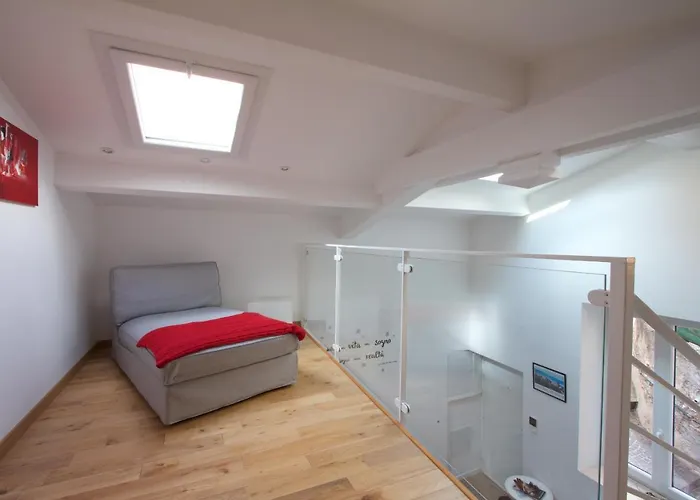 Modern House In The Center Of Sur Vakantiehuis